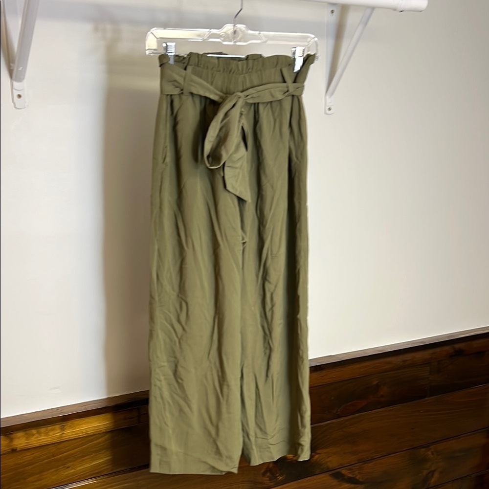 Point Sur Olive Green Wide-Leg Pants with‎ Belt- 00